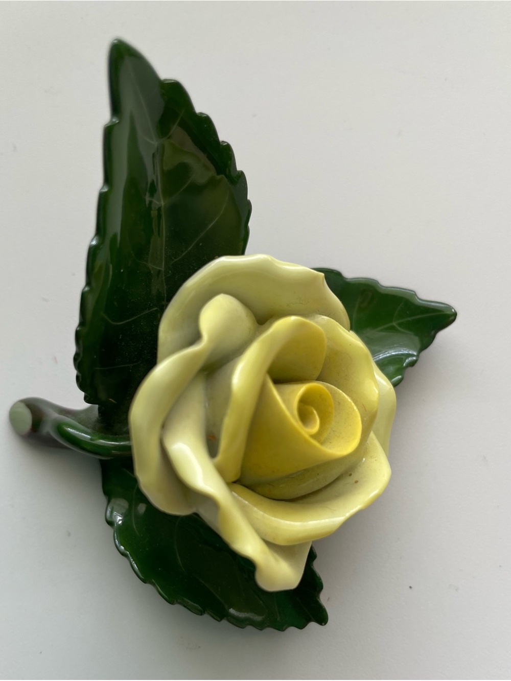 HEREND yellow ROSE ON LEAF FIGURINE